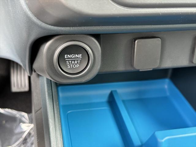 new 2025 Ford Maverick car, priced at $32,177