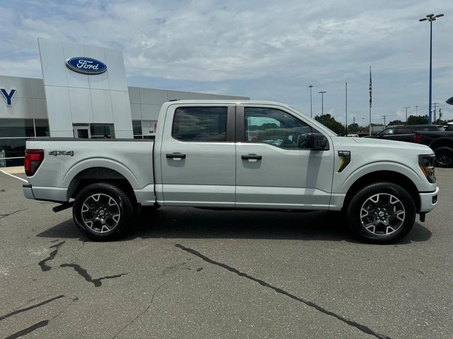 new 2024 Ford F-150 car, priced at $52,210