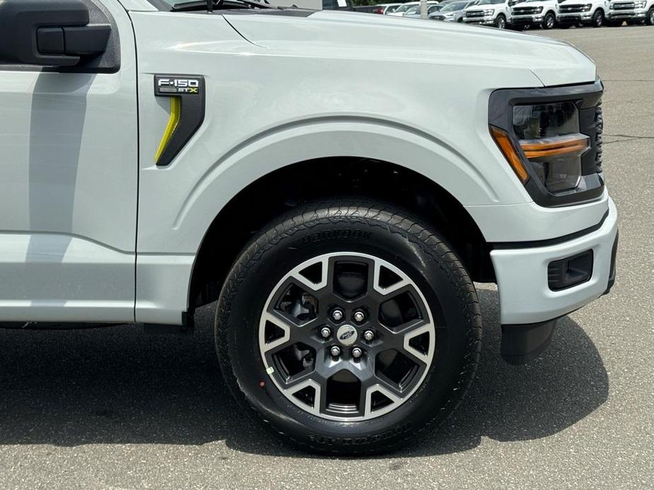 new 2024 Ford F-150 car, priced at $52,210