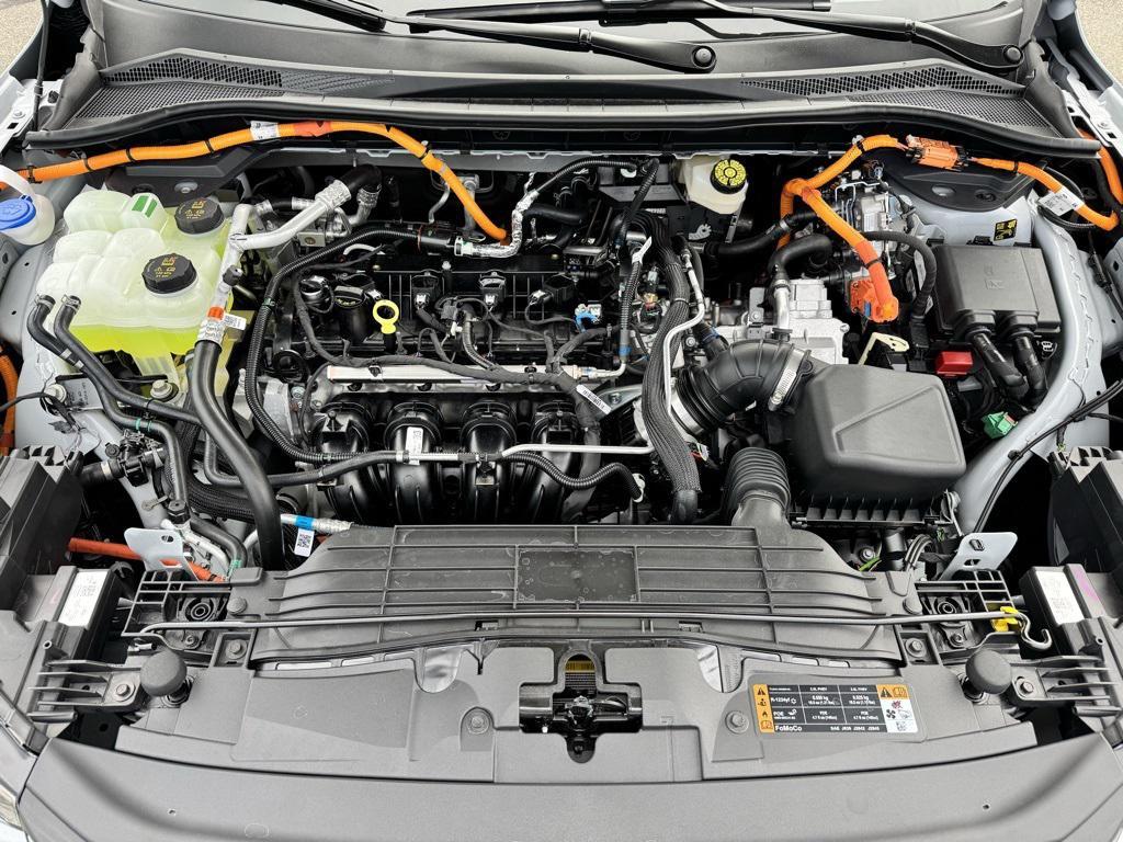 new 2025 Ford Escape PHEV car, priced at $39,690