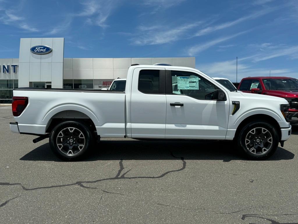 new 2024 Ford F-150 car, priced at $43,840