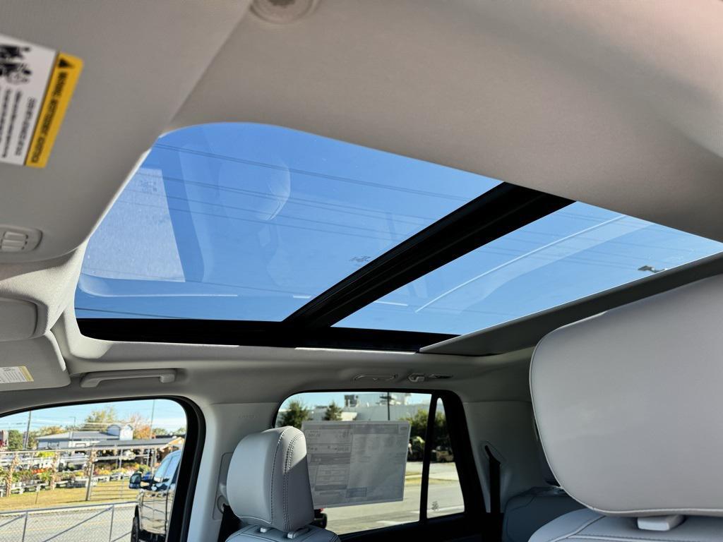 new 2025 Ford Expedition Max car, priced at $74,500