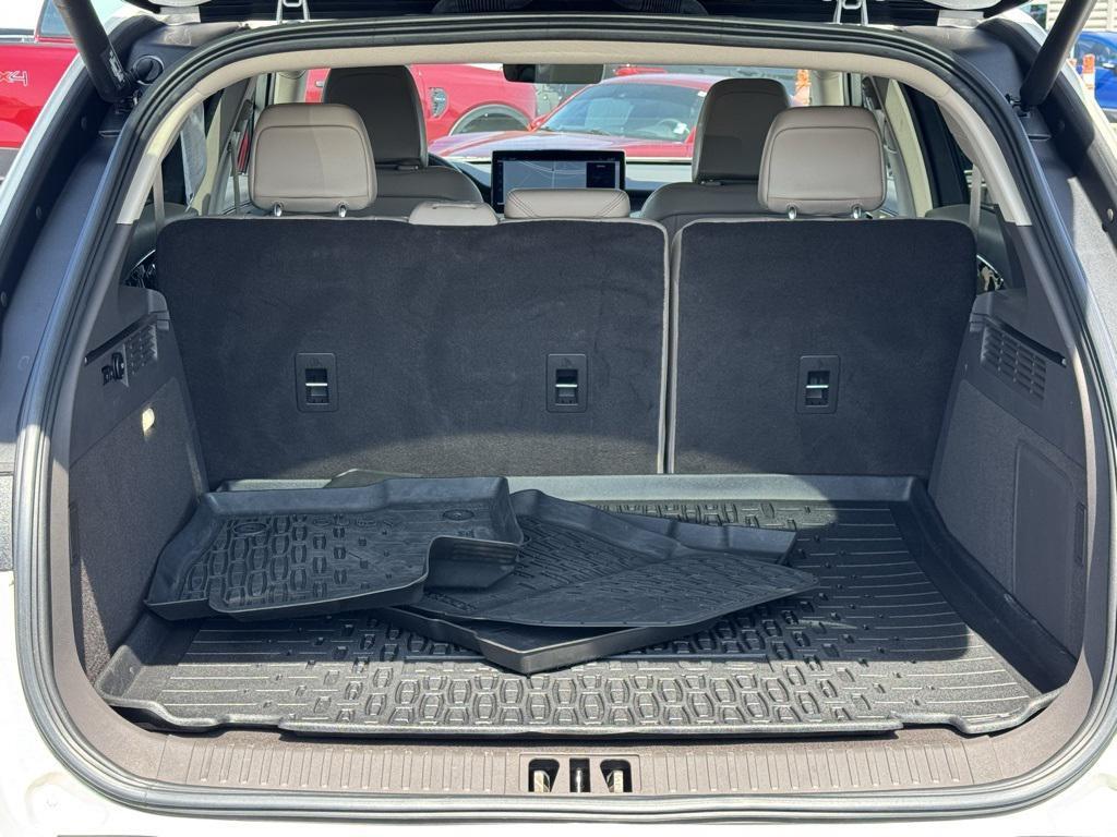 used 2022 Lincoln Nautilus car, priced at $28,848