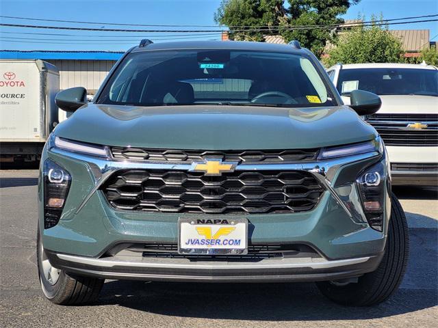 new 2025 Chevrolet Trax car, priced at $24,985