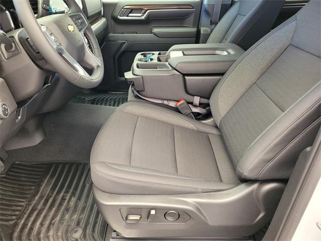 new 2025 Chevrolet Silverado 1500 car, priced at $50,945
