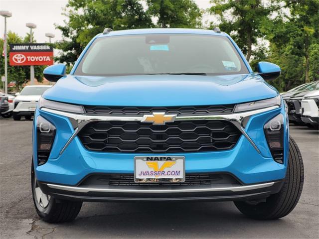 new 2025 Chevrolet Trax car, priced at $25,380