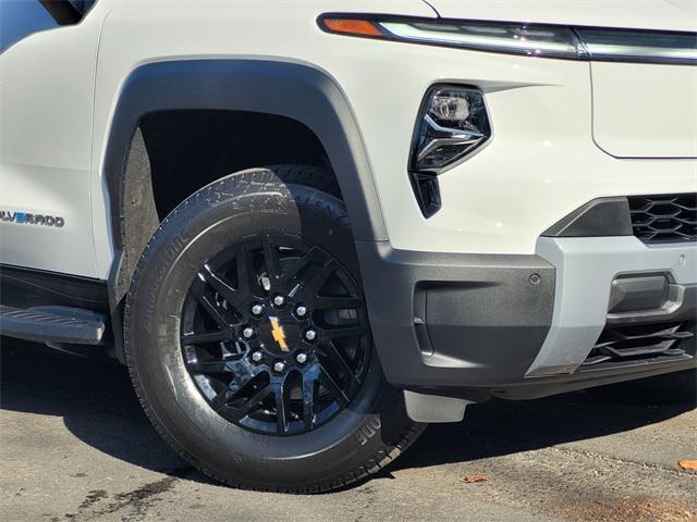 new 2025 Chevrolet Silverado EV car, priced at $75,195