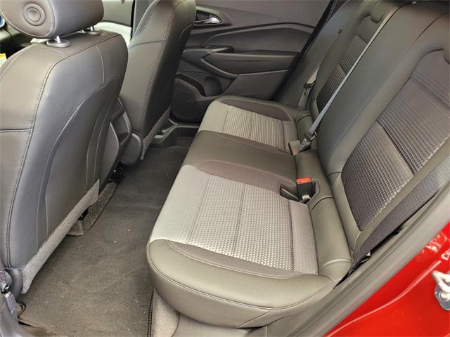new 2025 Chevrolet Trax car, priced at $27,104
