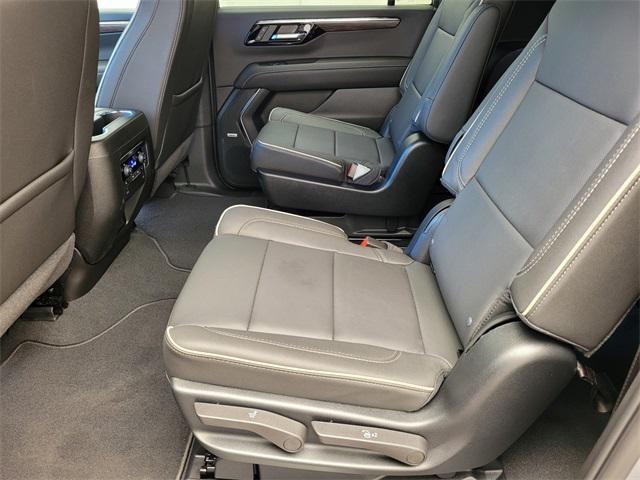new 2025 Chevrolet Suburban car, priced at $81,795