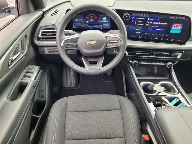 new 2026 Chevrolet Traverse car, priced at $43,190