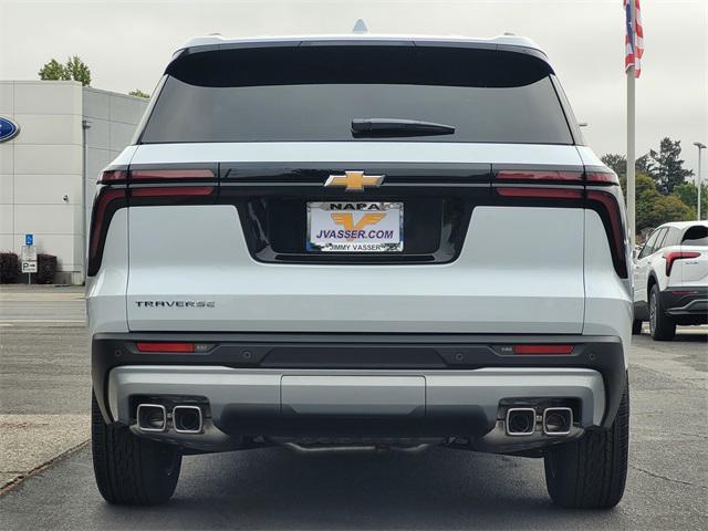 new 2026 Chevrolet Traverse car, priced at $43,190