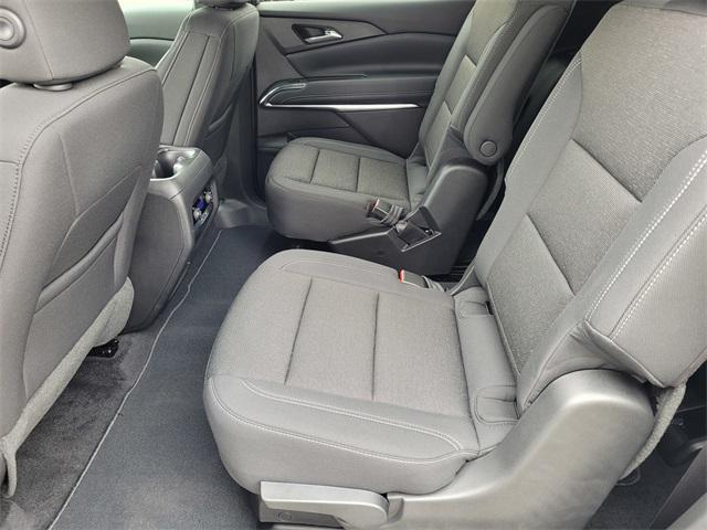 new 2026 Chevrolet Traverse car, priced at $43,190