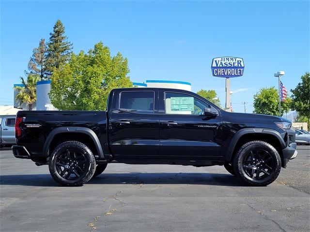 new 2025 Chevrolet Colorado car, priced at $45,020