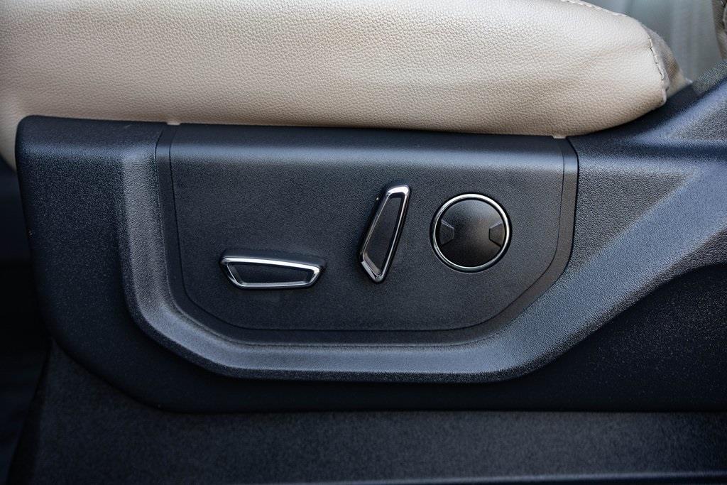 used 2024 Ford Expedition car, priced at $55,000