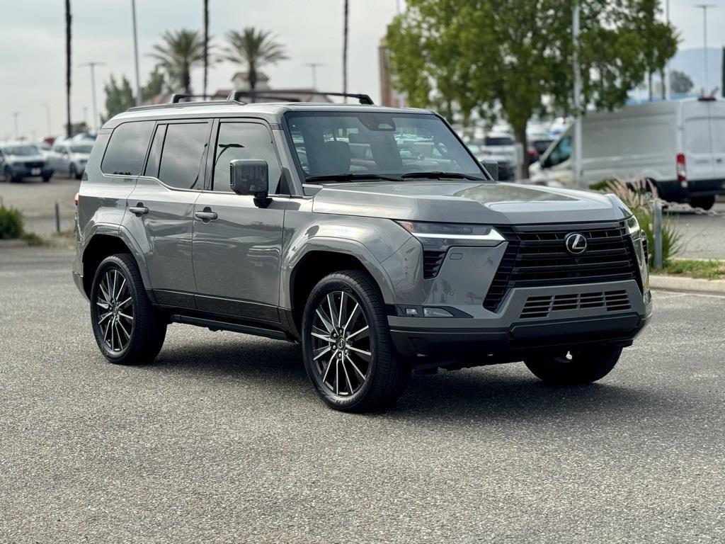 used 2024 Lexus GX 550 car, priced at $92,700