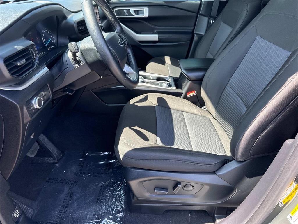 used 2022 Ford Explorer car, priced at $27,700