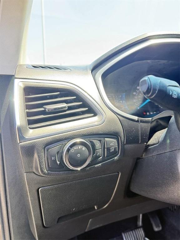 used 2019 Ford Edge car, priced at $11,400