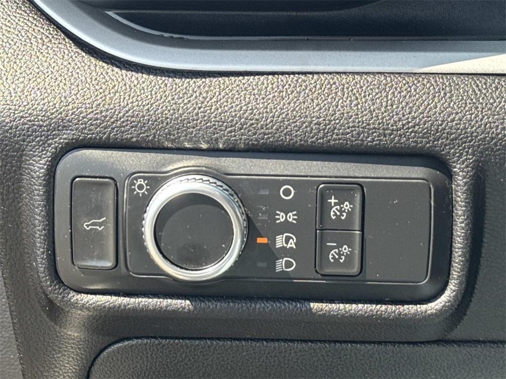 used 2022 Ford Explorer car, priced at $27,000