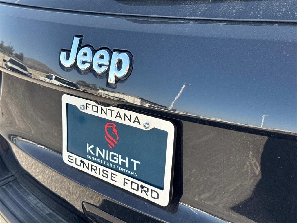 used 2019 Jeep Grand Cherokee car, priced at $17,200