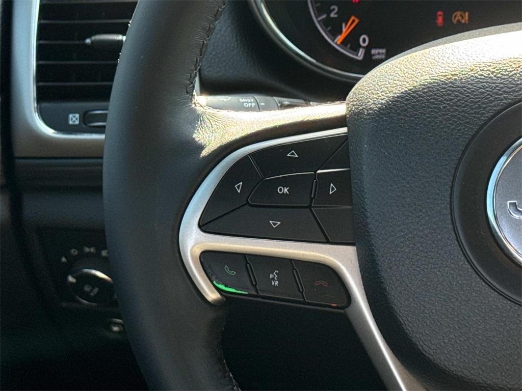 used 2019 Jeep Grand Cherokee car, priced at $17,200