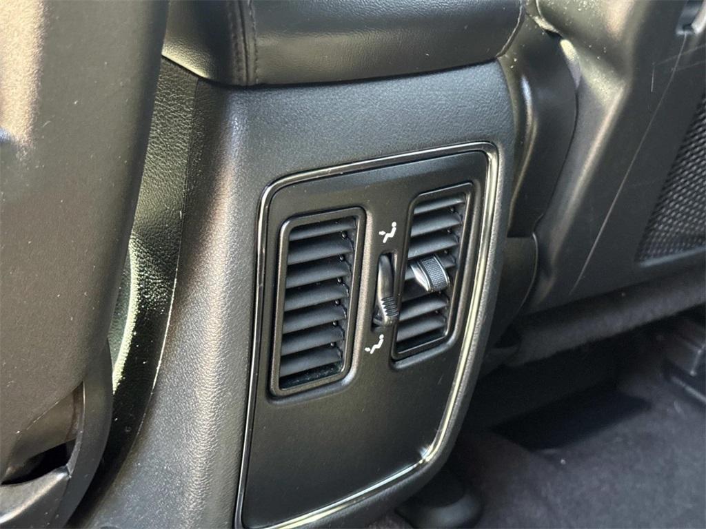 used 2019 Jeep Grand Cherokee car, priced at $17,200