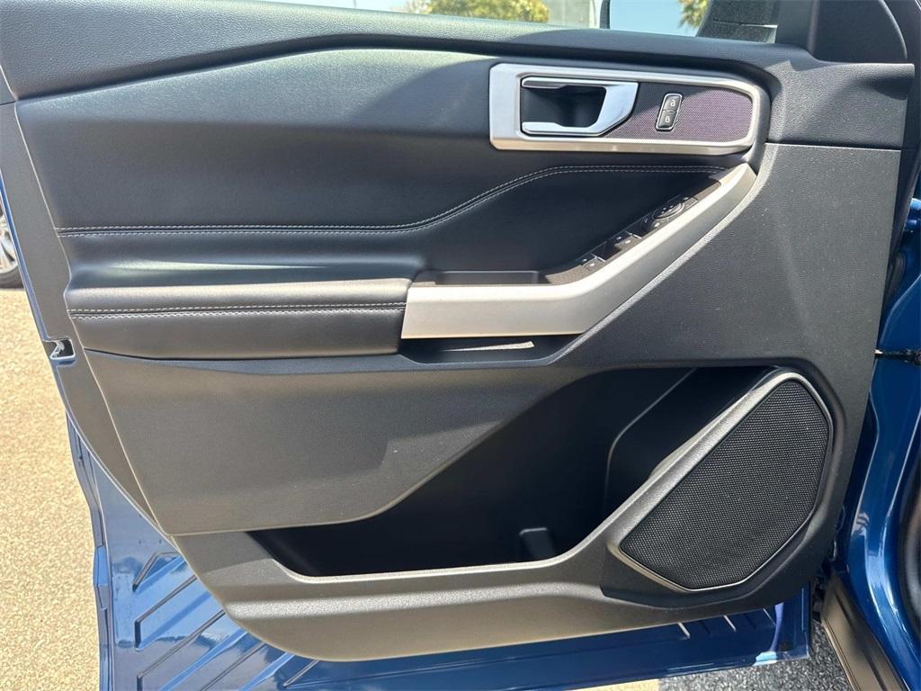 used 2022 Ford Explorer car, priced at $29,000