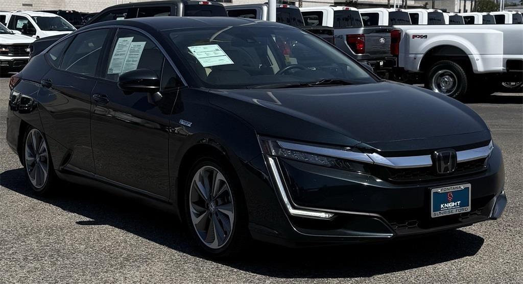 used 2020 Honda Clarity Plug-In Hybrid car, priced at $22,000
