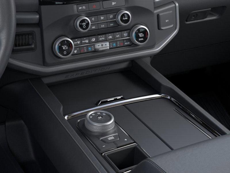 new 2024 Ford Expedition Max car, priced at $70,595