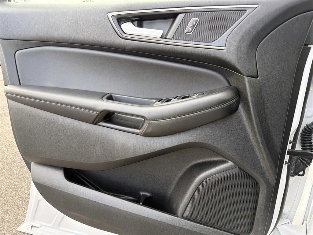 used 2022 Ford Edge car, priced at $20,200