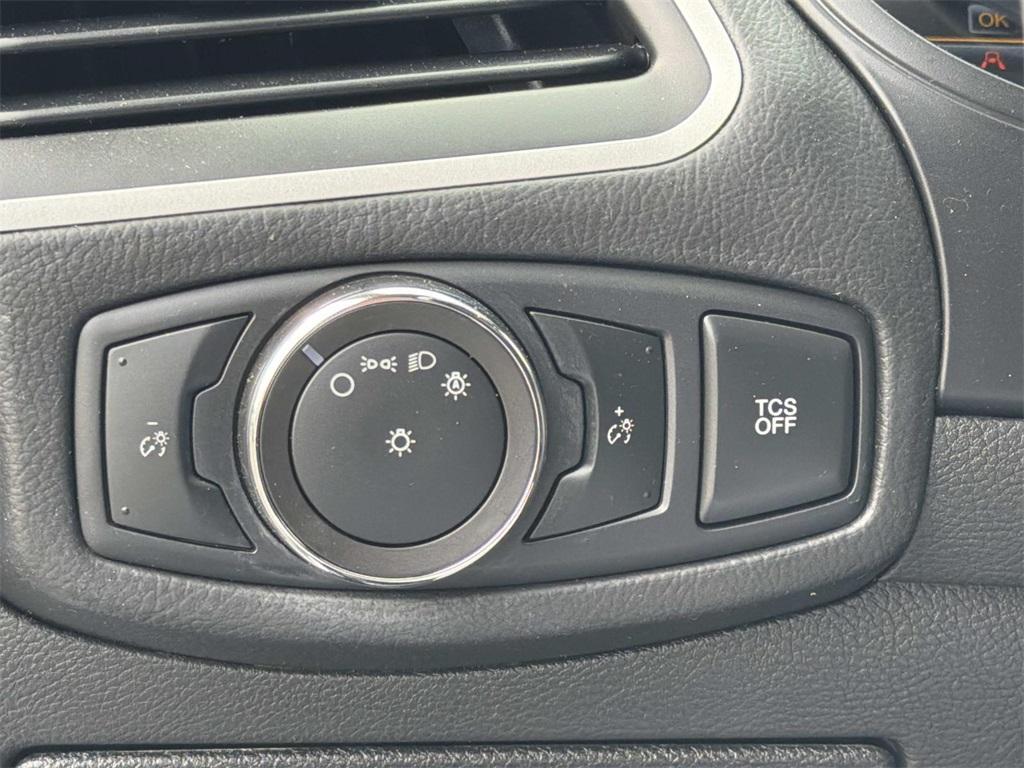 used 2022 Ford Edge car, priced at $20,200