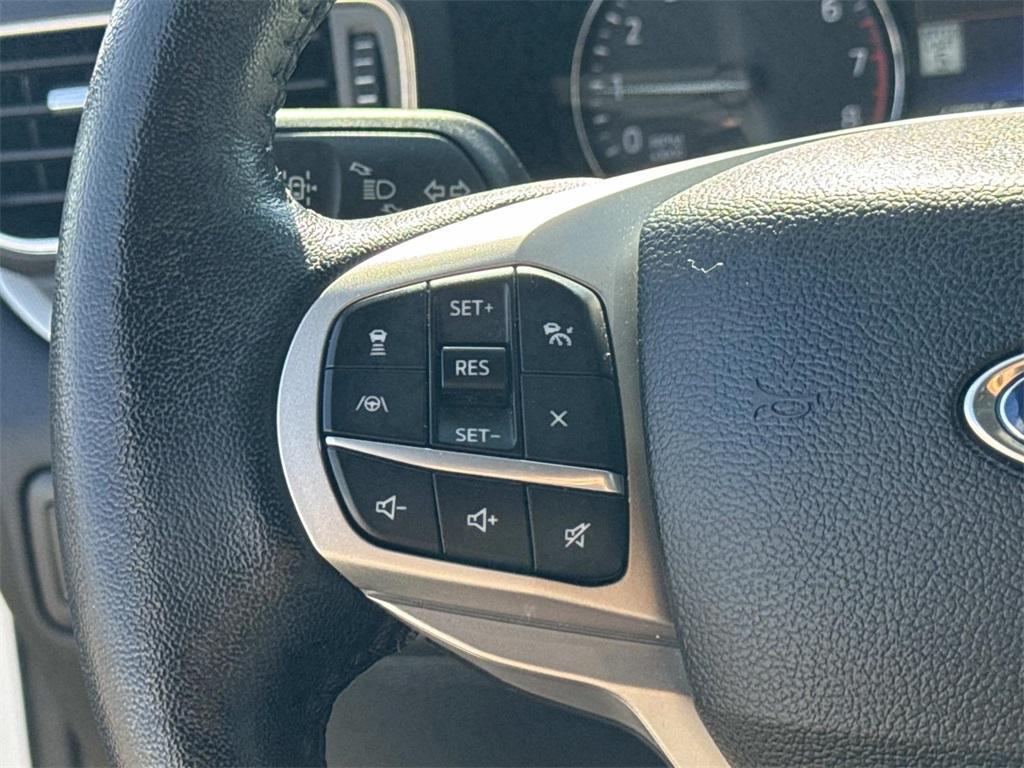 used 2022 Ford Explorer car, priced at $27,000