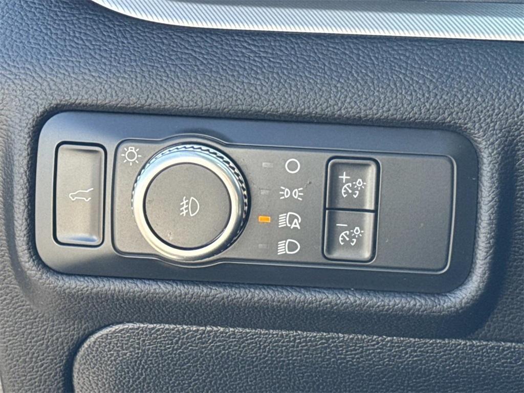 used 2022 Ford Explorer car, priced at $27,000