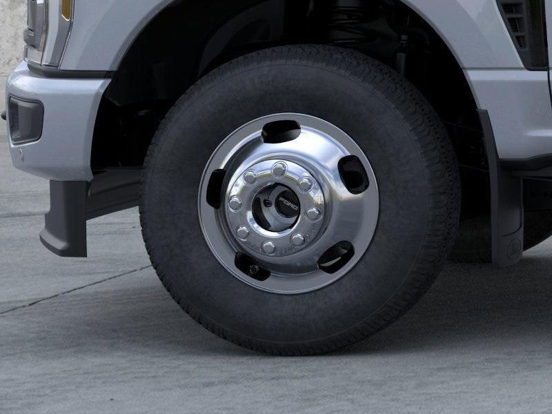 new 2025 Ford F-350 car, priced at $102,625