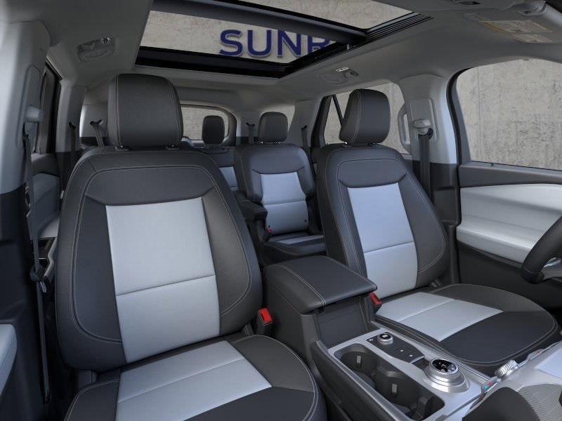new 2023 Ford Explorer car, priced at $51,065