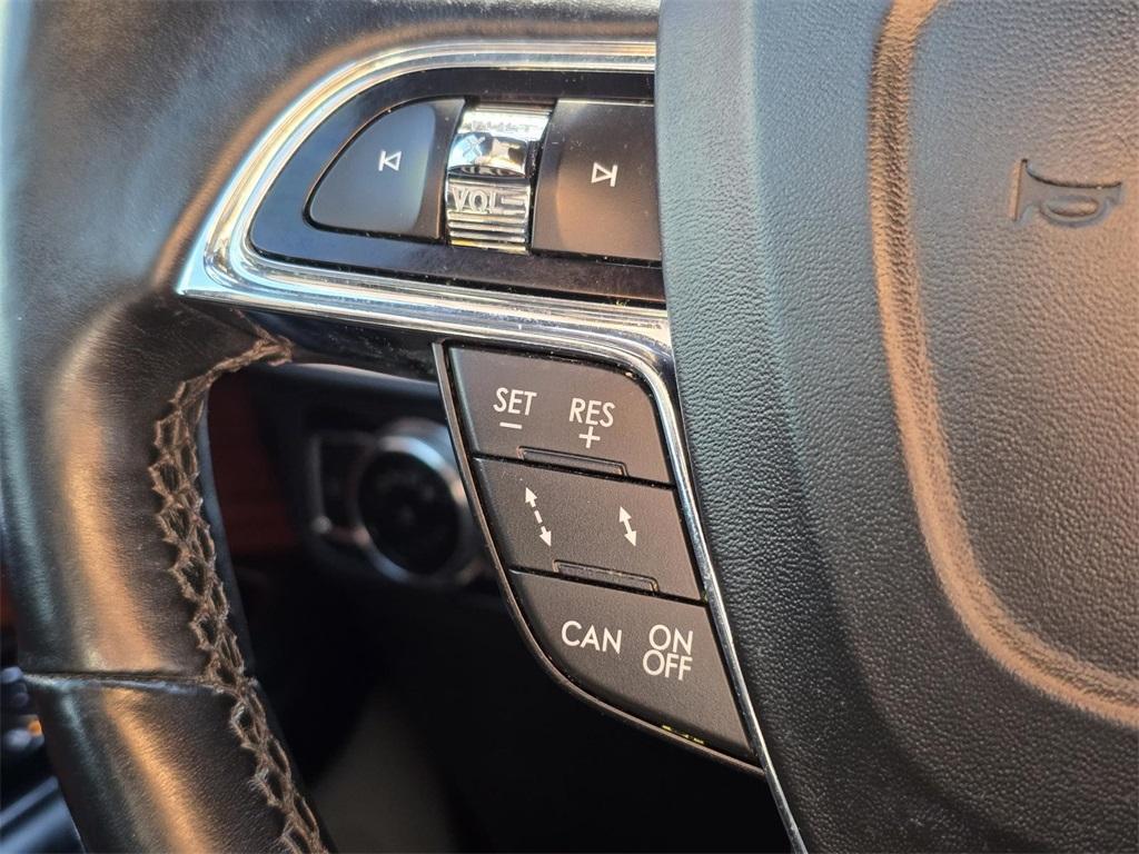 used 2019 Lincoln Navigator car, priced at $35,900