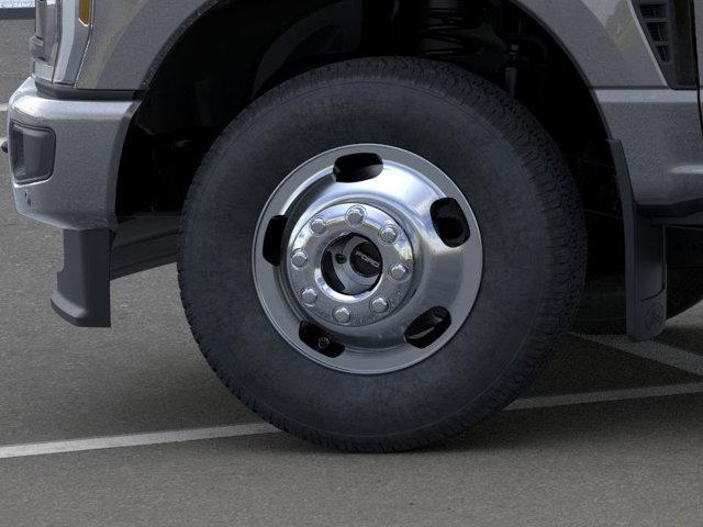 new 2025 Ford F-350 car, priced at $101,630