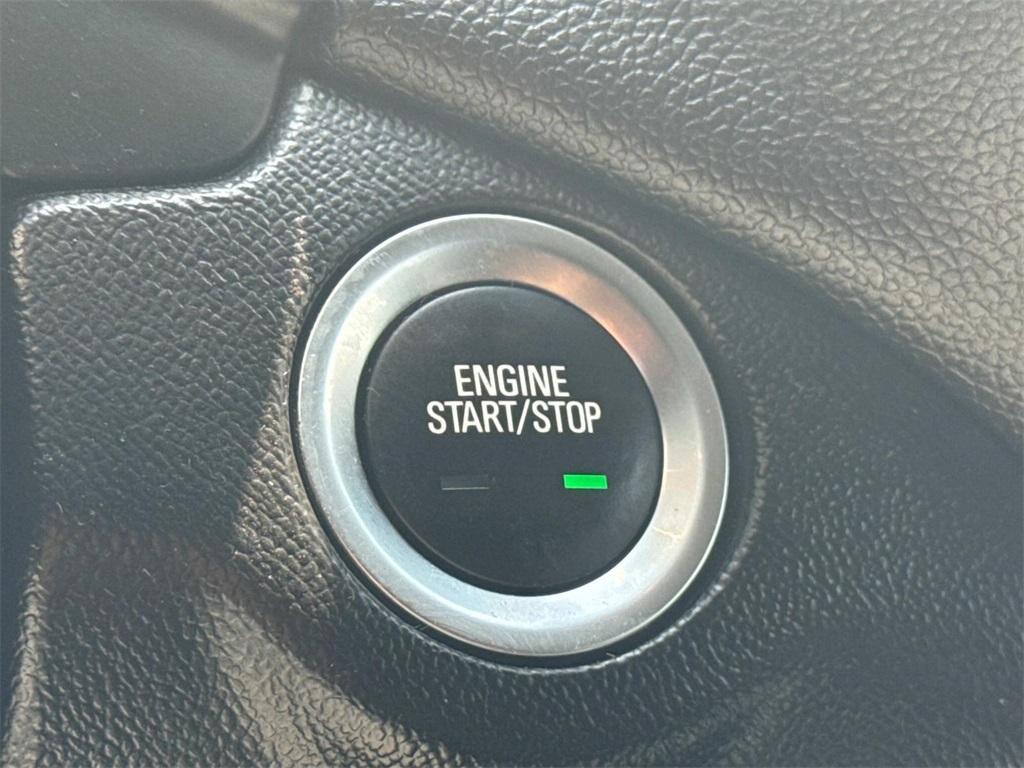 used 2020 Chevrolet Equinox car, priced at $16,500