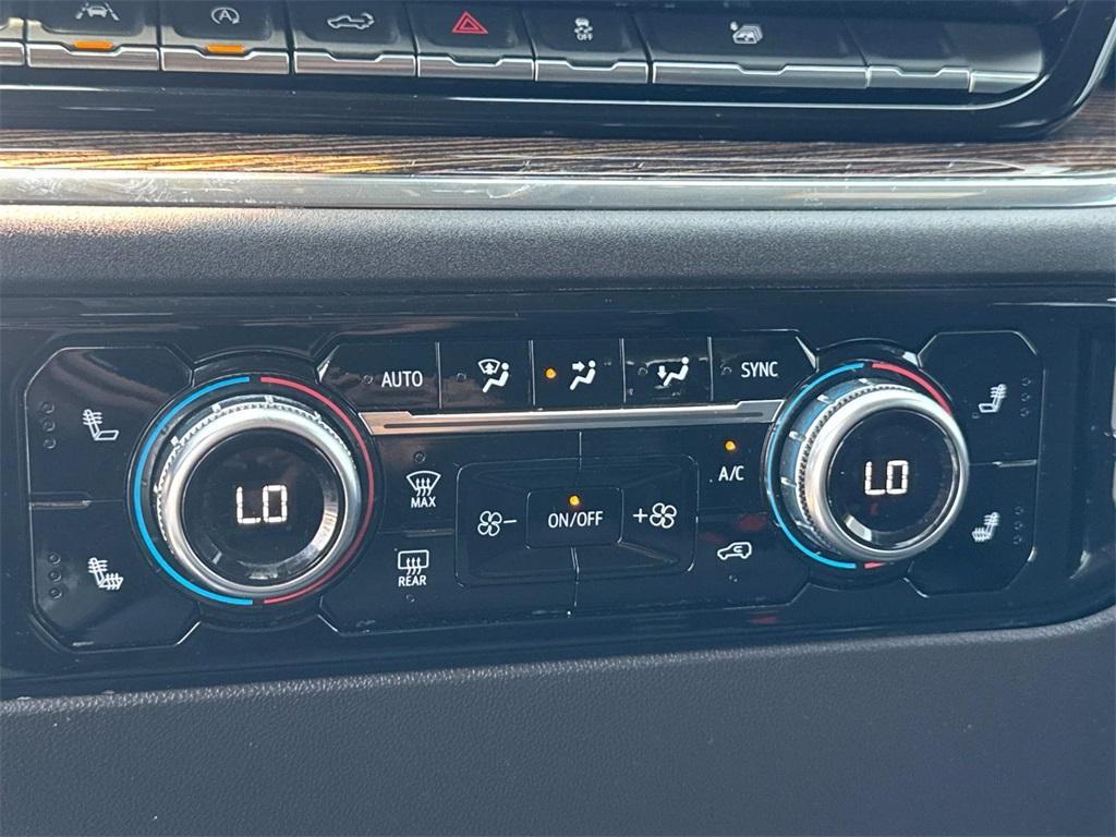 used 2023 GMC Sierra 1500 car, priced at $43,400