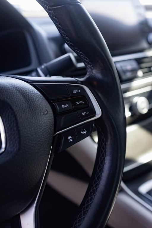 used 2020 Honda Accord Hybrid car, priced at $26,400