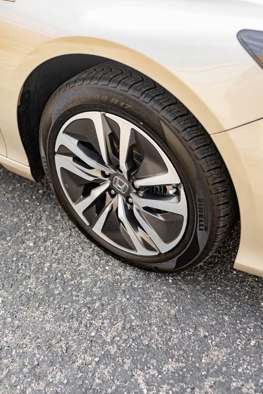 used 2020 Honda Accord Hybrid car, priced at $26,400