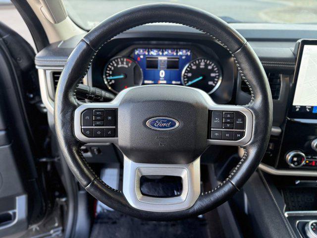 used 2022 Ford Expedition car, priced at $35,000