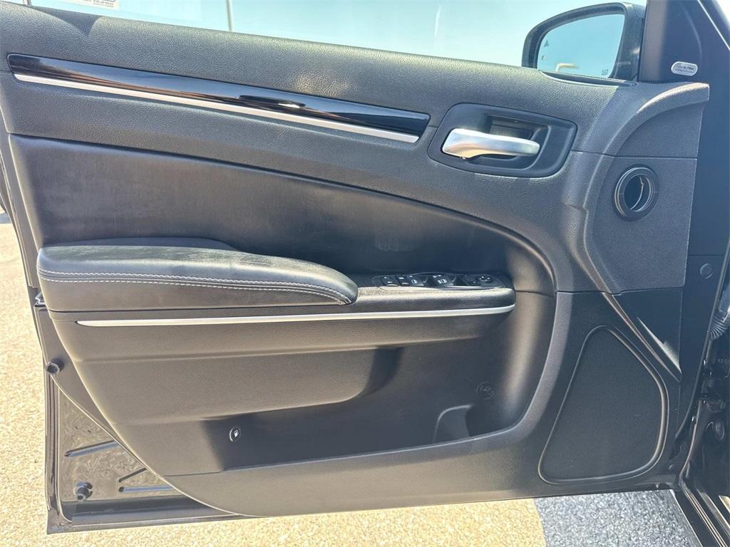 used 2022 Chrysler 300 car, priced at $21,700