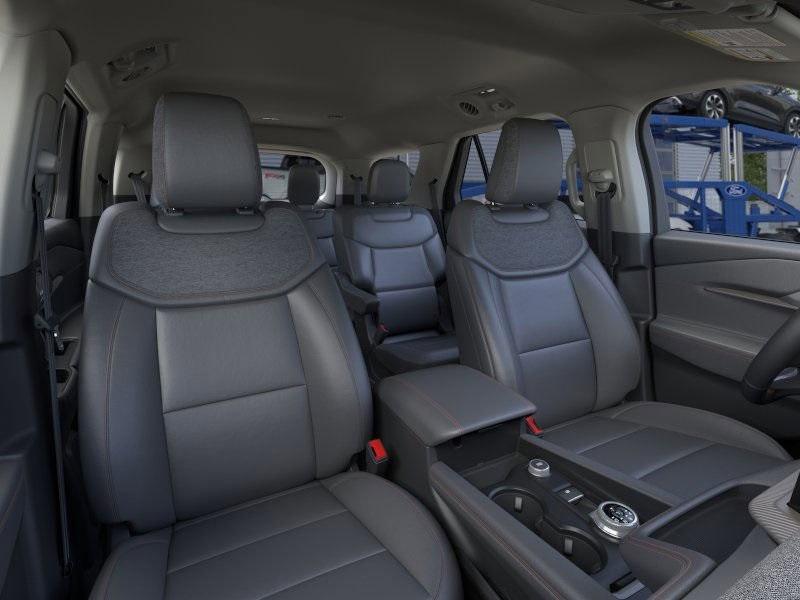 new 2025 Ford Explorer car, priced at $48,600