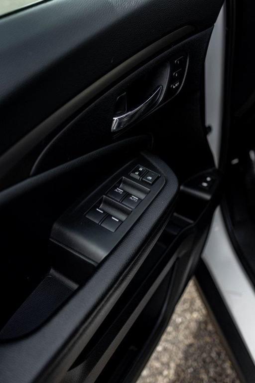 used 2022 Honda Pilot car, priced at $30,900