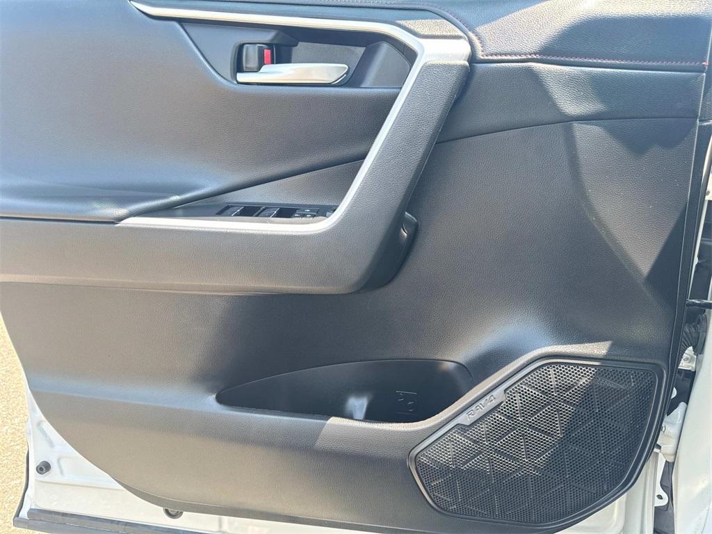 used 2022 Toyota RAV4 car, priced at $32,200