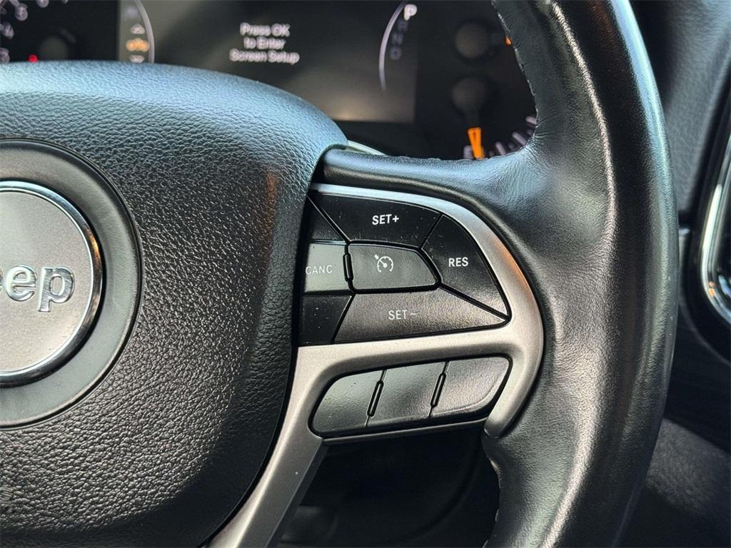 used 2020 Jeep Grand Cherokee car, priced at $22,900