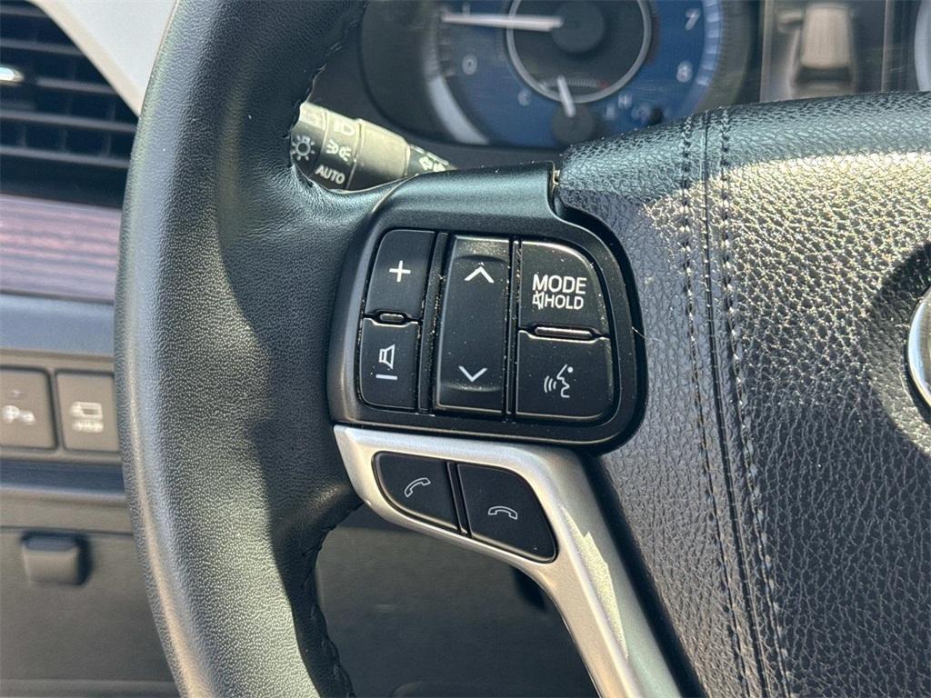 used 2020 Toyota Sienna car, priced at $40,800