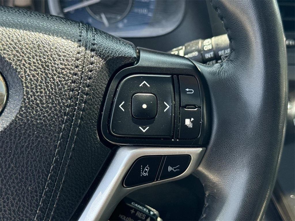 used 2020 Toyota Sienna car, priced at $40,800