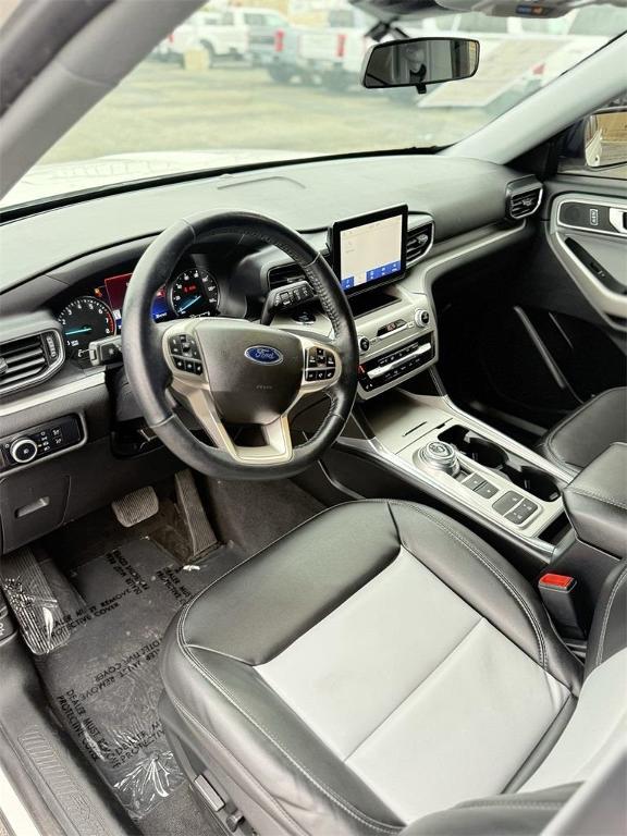 used 2022 Ford Explorer car, priced at $29,300