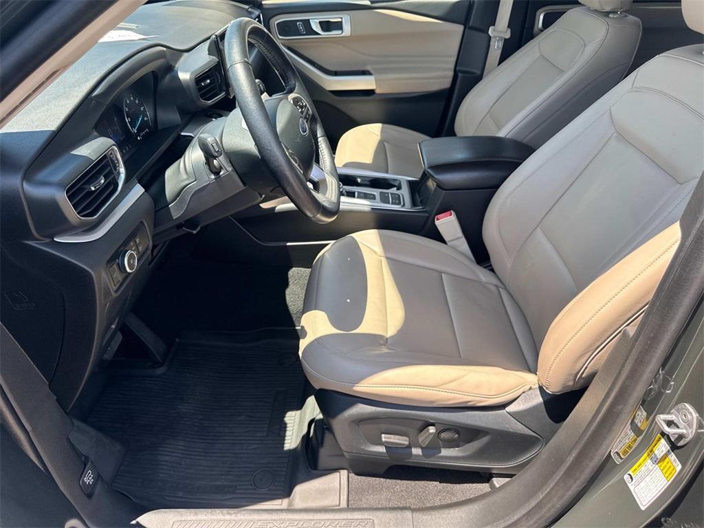 used 2023 Ford Explorer car, priced at $27,800